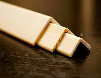 Уголок деревянный наружный купить в Харькове